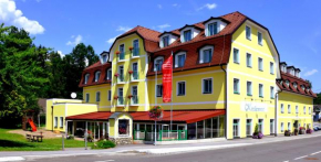Отель Hotel-Restaurant Kirchenwirt Aigen  Айген